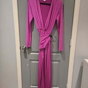 Vintage Cameo Fuchsia Women's Robe